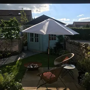 Whashton Apartment