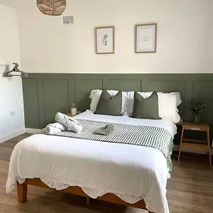 Central, Modern , Bournemouth United Kingdom